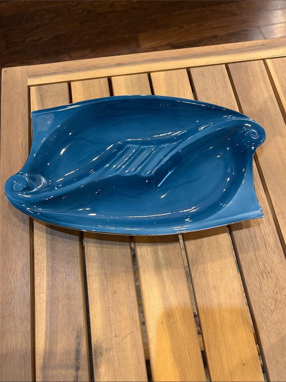Vgt blue Norleans ashtray. Made in Japan.